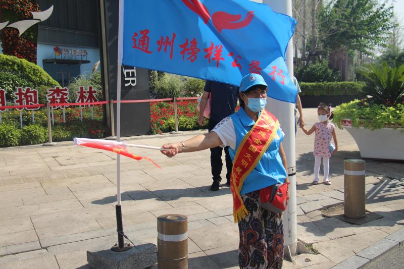 <strong>啊啊啊，别肏了，屄要喷啦</strong>